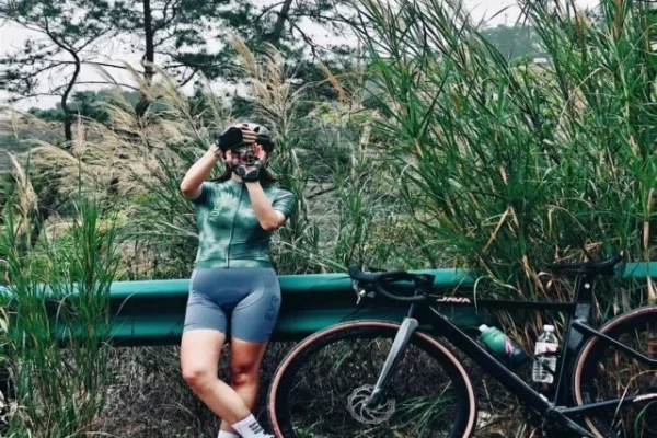 IRONMAN夏威夷世锦赛中国选手参赛突围与挪威选手争冠格局全程观察